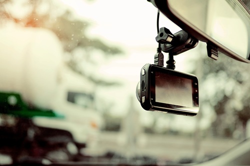 Dash-cam-fitted-in-car-with-view-from-front-windscreen